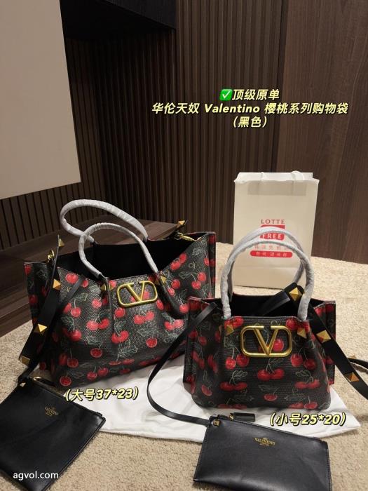 ブランド コピー 着払いバッグ風合いが魅力強くおすすめしたいVALENTINO_0_4