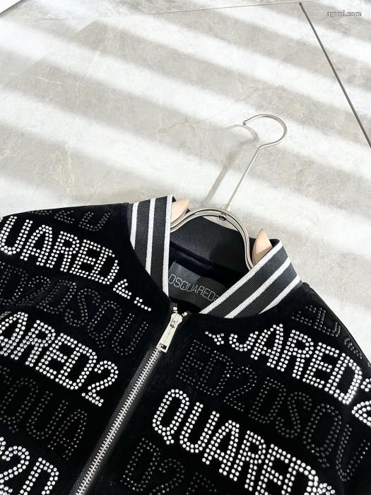 個性的な秋冬のコーディネート2025最新作DSQUARED2コート偽 ブランド_0_2