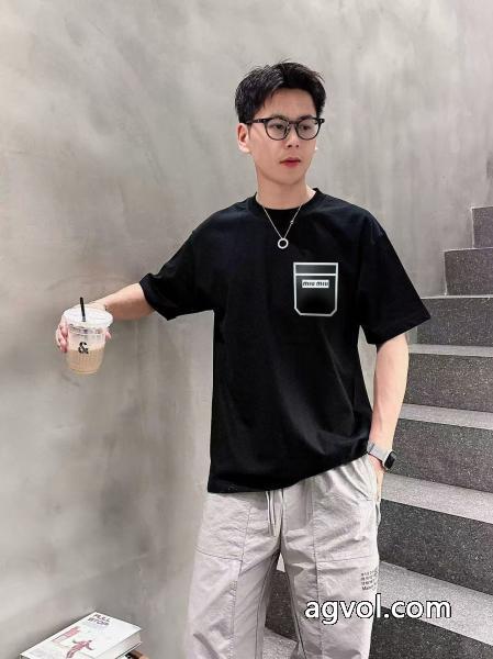 コピー ブランド 販売半袖TシャツVIPセールで破格超あたたかいミュウミュウ_0_3