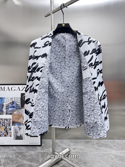 スーツBALMAIN偽物 ブランド 激安完売必至SS25オシャレ_0_1