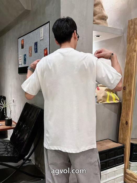 ロゴが素敵人気新商品セリーヌ半袖Tシャツブランド コピー 販売 _0_0