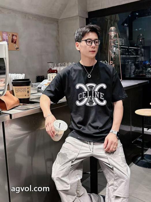 ロゴが素敵人気新商品セリーヌ半袖Tシャツブランド コピー 販売 _0_1
