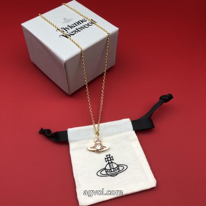 ブランド コピー  海外限定今年らしく魅力的アップネックレスVIVIENNE WESTWOOD_0_3