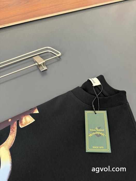 柔らかな着心地気分が上がる半袖TシャツVIVIENNE WESTWOODブランド コピー 販売_0_1