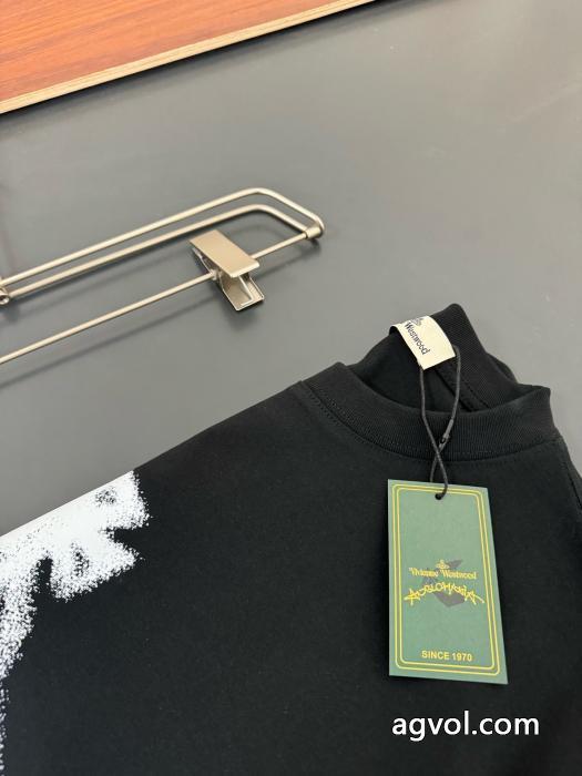 半袖TシャツVIVIENNE WESTWOOD2025年秋限定 永遠の定番人気確定 ブランド コピー 販売_0_2