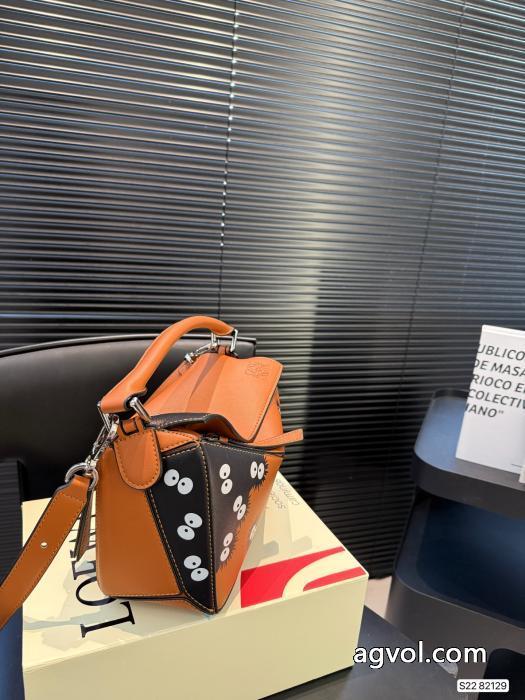 LOEWEバッグブランド 偽物 激安人気ブランド大人OK2025SS_0_0