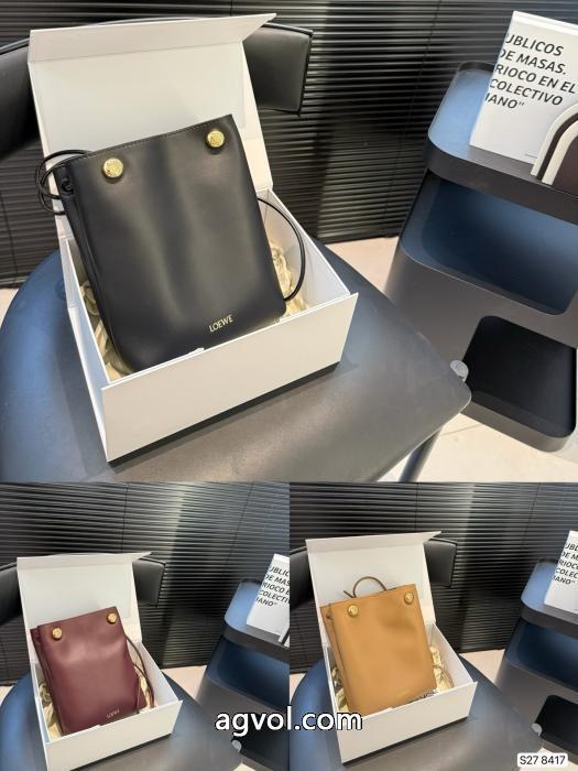 今季大人気のデザイン完売必須ブランド コピー s 級LOEWEバッグ_0_2