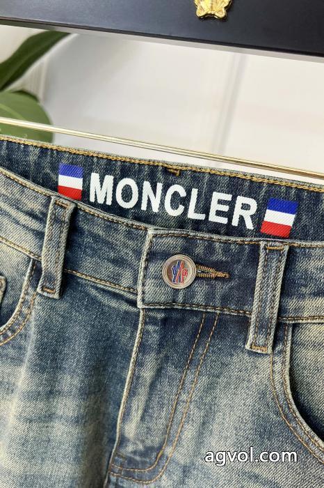 偽物 ブランド 激安MONCLER日本即完売予想適度な光沢感がありジーンズ_0_1