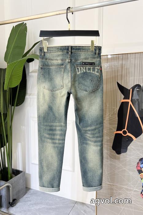 偽物 ブランド 激安MONCLER日本即完売予想適度な光沢感がありジーンズ_0_4
