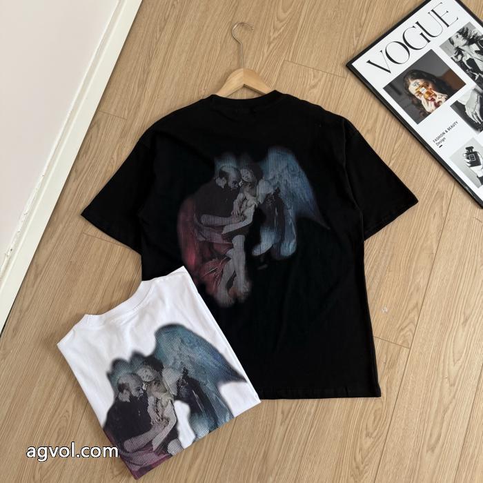 ブランド 偽物 激安 通販快適な着心地限定版プリント半袖Tシャツオフホワイト_0_3