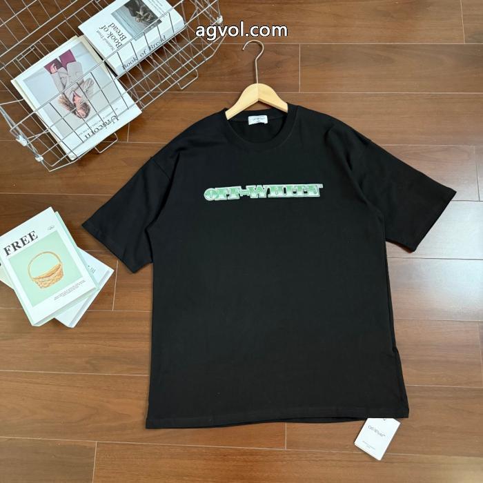 Off-White半袖Tシャツコピー ブランド 通販人気急上昇中大注目国内完売数量限定_0_2