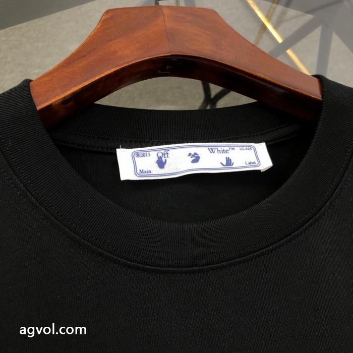 Off-White半袖Tシャツ即完売大人の余裕が漂うコピー ブランド 通販_0_2