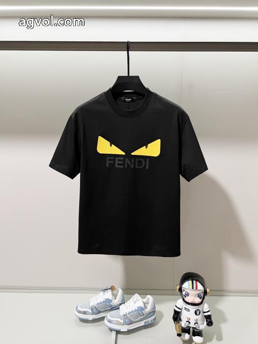 偽物 ブランド 販売フェンディリラックスした雰囲気に定番人気商品半袖Tシャツ_0_2