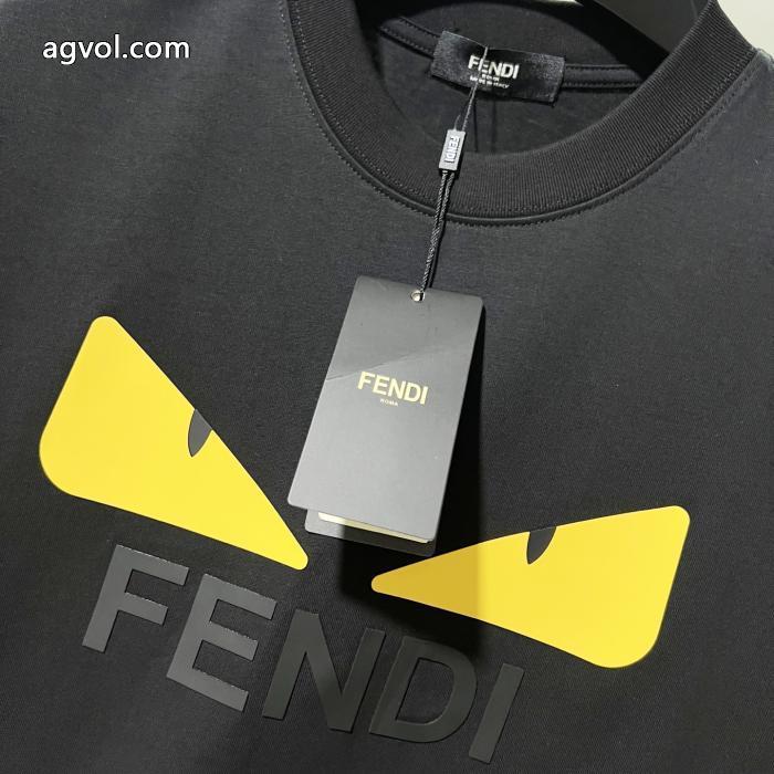 偽物 ブランド 販売フェンディリラックスした雰囲気に定番人気商品半袖Tシャツ_0_3