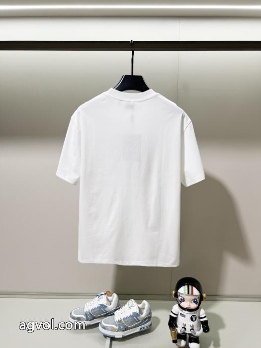 バーバリー上質感2025人気新色が登場半袖Tシャツブランド 偽物 激安 通販_0_2