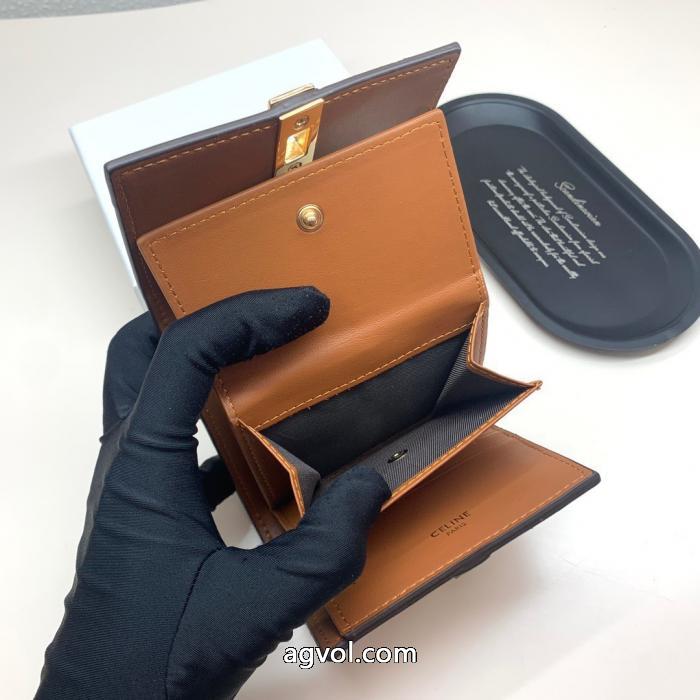 スーパー コピー  財布CELINE軽やかな印象今季話題の一級品_0_3