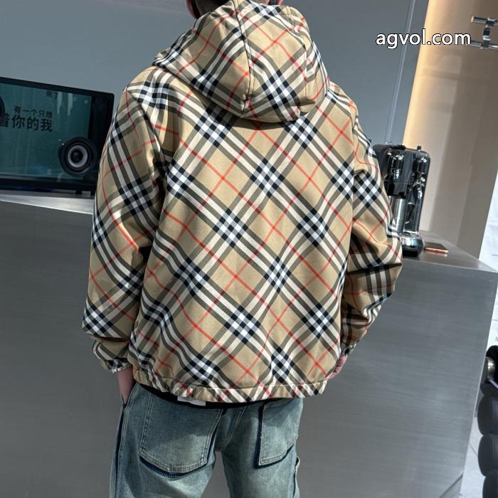 BURBERRYリッチな印象に先行入手ジャケットを両面コピー ブランド 優良_0_2