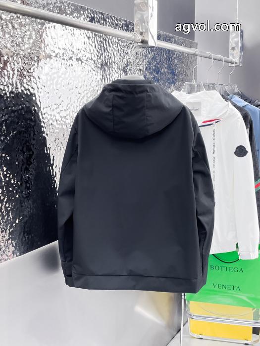 ブランド 激安 MONCLER秋冬シーズン継続トレンド新着早い者勝ちジャケット_0_1