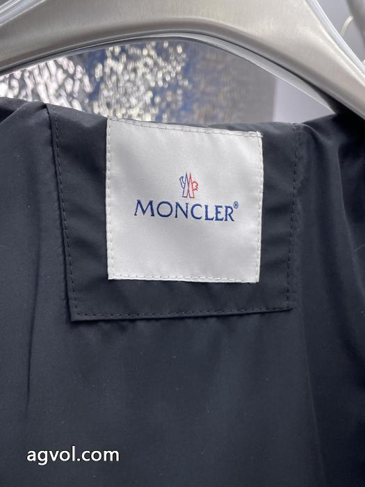 ブランド 激安 MONCLER秋冬シーズン継続トレンド新着早い者勝ちジャケット_0_4