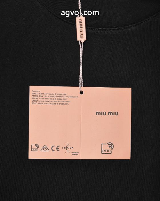 魅力的な今年らしい高品質長袖Tシャツ偽物 通販 MIUMIU_0_2