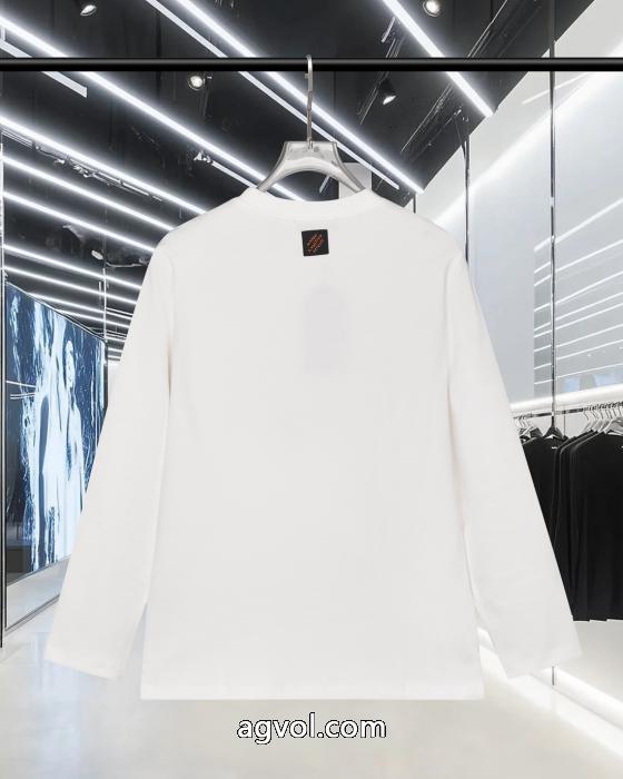 長袖TシャツLOUIS VUITTON最大の魅力ロゴがかっこいい激安 通販 専門_0_1