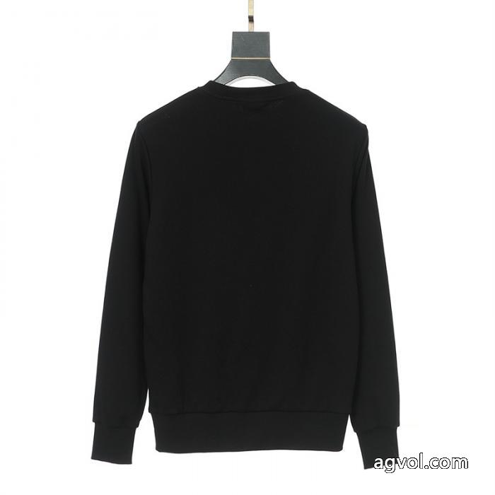 今季大人気のデザイン完売間近パーカーPRADAコピー ブランド_0_1