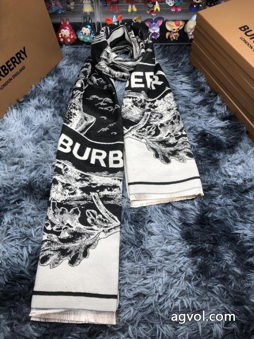 日本未上陸のブランド高級感が溢れたBURBERRYマフラーコピー ブランド 通販_0_2
