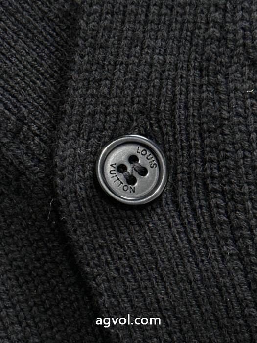 完売必至大人の余裕が漂うコートLOUIS VUITTONコピー 商品 ブランド_0_4