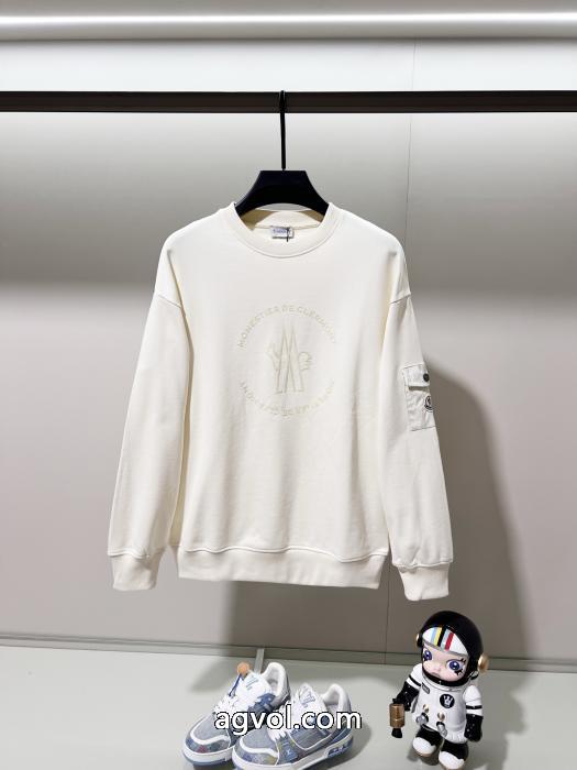 MONCLERフロックプリントアルファベットLOGO腕ナイロン章仔ポケットロゴ丸首衛衣_0_2