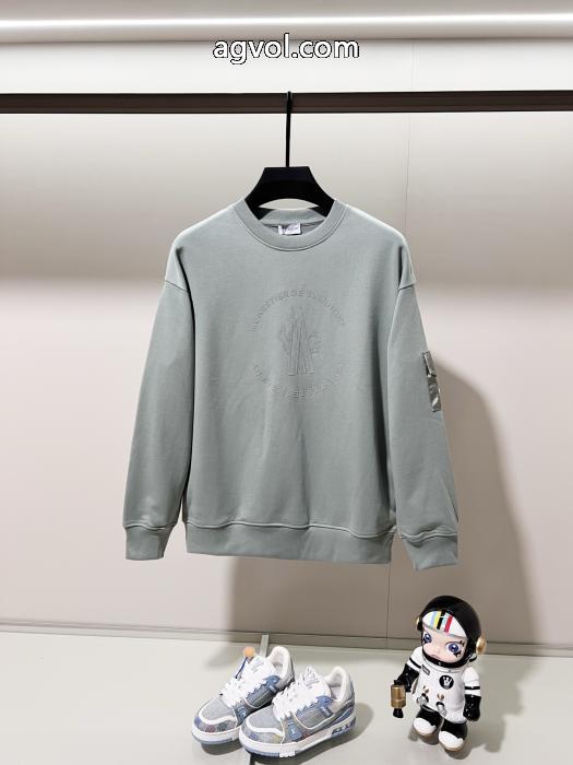 MONCLERフロックプリントアルファベットLOGO腕ナイロン章仔ポケットロゴ丸首衛衣_0_5