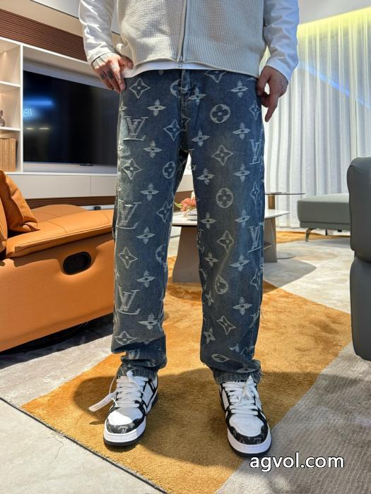 LOUIS VUITTON 2025秋冬新作ジーンズ_0_1
