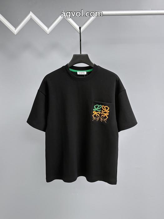 LOEWEブランド 偽物半袖Tシャツ今年の秋冬先行販売新作早い者勝ち_0_3