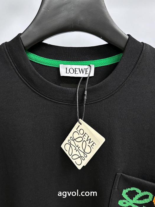 LOEWEブランド 偽物半袖Tシャツ今年の秋冬先行販売新作早い者勝ち_0_4