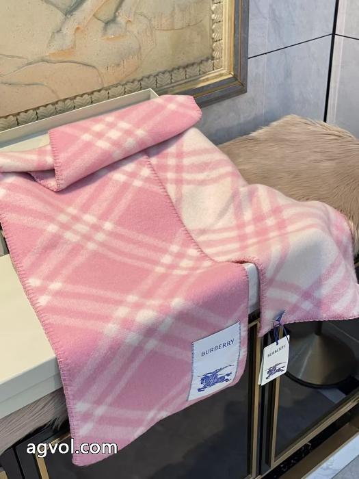 最新Burberryカシミヤウール混紡マフラー_0_2