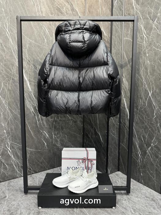 プレミアムダウンMoncler Boreyレディース2 in 1ショートダウンジャケット_0_1