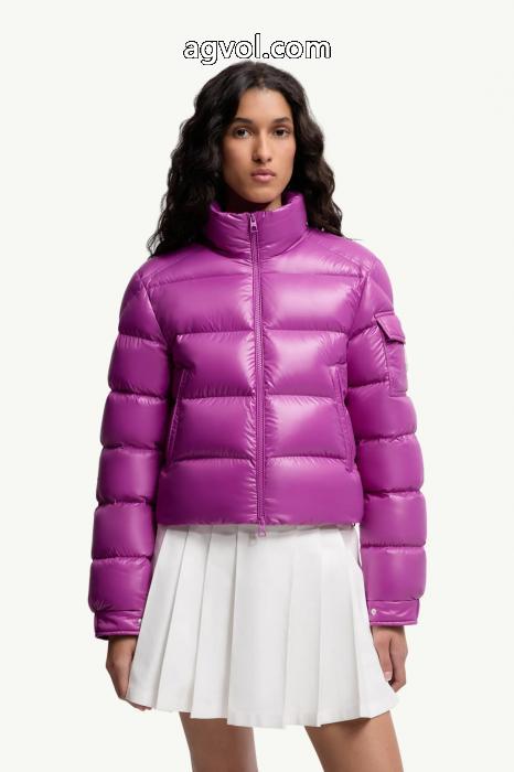 MonclerモンクペトラPetra女史短丈グースダウン詰め襟厚手のパン服ダウンジャケットです_0_0