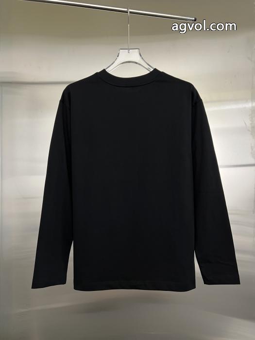 シンプルなデザイン秋冬の新作長袖TシャツLOEWEスーパー コピー 通販 優良_0_2