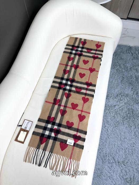 BURBERRYクラシックカシミヤ桃のハートマフラー_0_2
