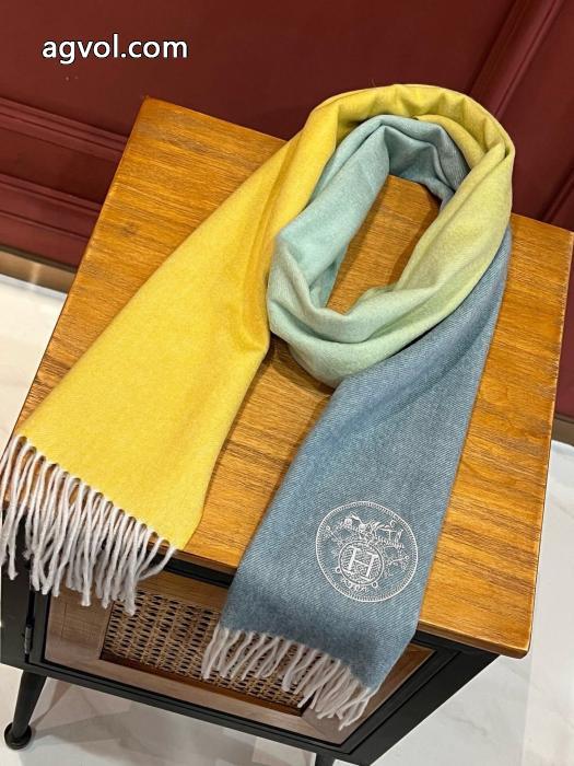 HERMESおしゃれで実用的な多色グラデーションの大きなスカーフ_0_2