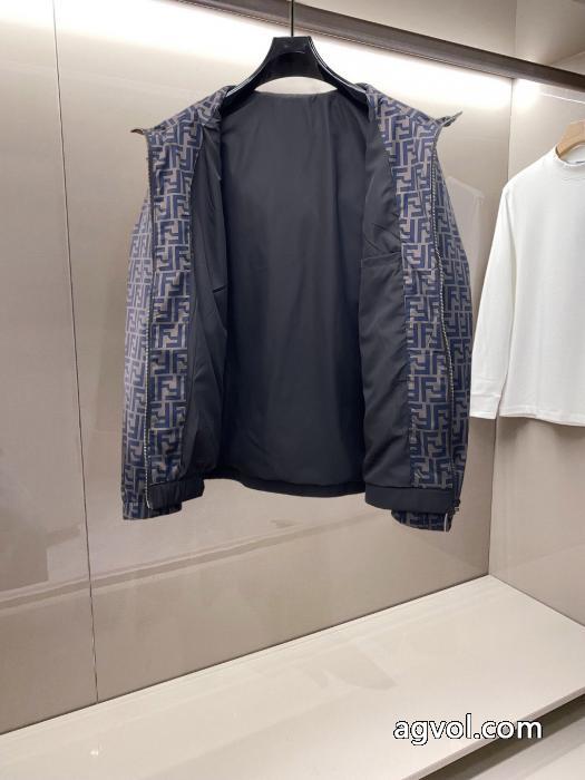 即発送可 2025-26大注目FENDIブランド コピー 販売コート_0_4