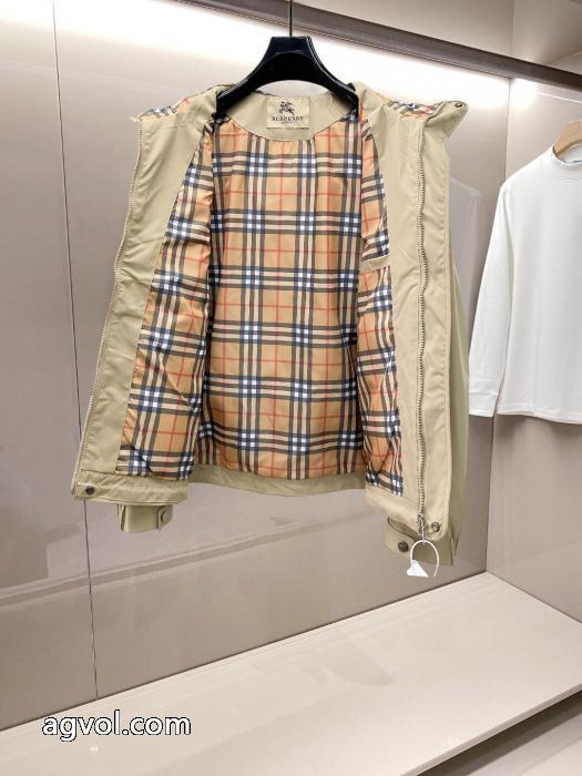 コートBURBERRYスーパー コピー 品柔らかな着心地風合いが魅力_0_2