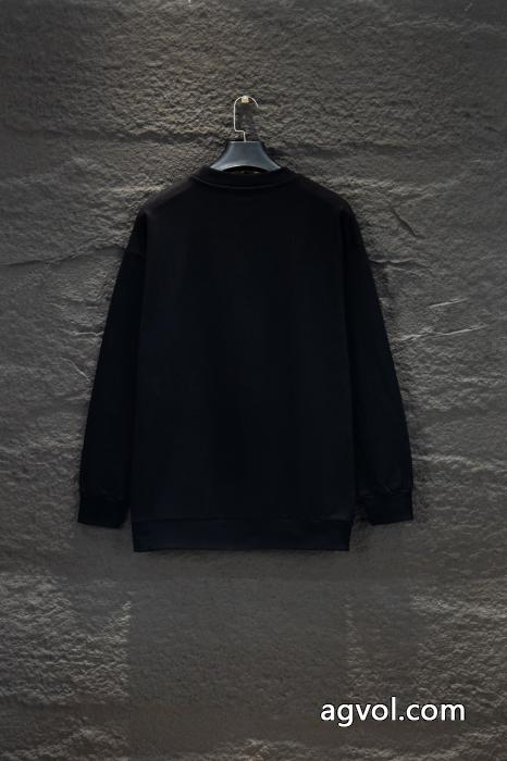 PRADA通販 ブランドパーカー秋冬ファッショントレンドの最先端に_0_0