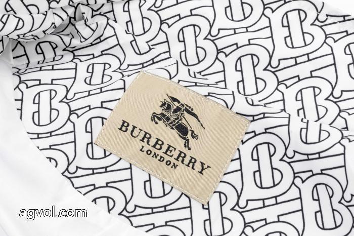バーバリーBURBEBBY秋冬新作オールドフラワーフルプリントダブルBクラシックコート_0_0