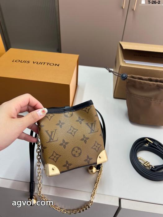 LOUIS VUITTONシューマイバッグ折りたたみケース飛行機ケース_0_0