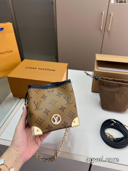 LOUIS VUITTONシューマイバッグ折りたたみケース飛行機ケース_0_2