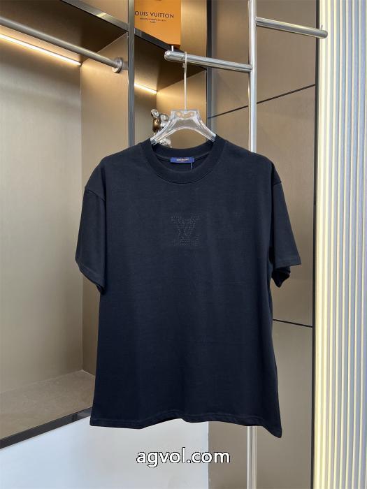 LOUIS VUITTONルイ・ヴィトン2025ss新作アルファベット柄工芸刺繍カップルカジュアル半袖Tシャツ_0_0