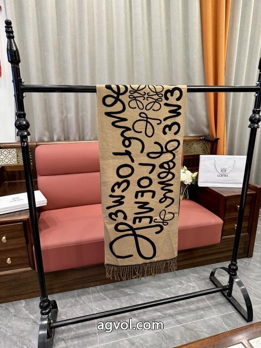コピー 品 ブランド上質な素材清潔感の高い新品ロエベマフラー_0_4