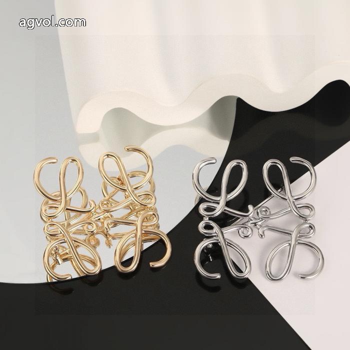 ロエベ LOEWE如意結び目幾何学的新作ブローチbrooch_0_0
