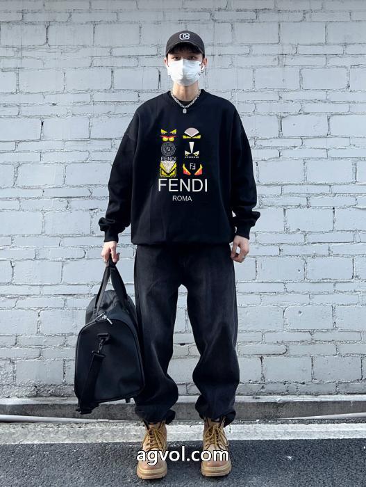 FENDI秋冬ヨーロッパトップクラスのオリジナルファッションカジュアル長袖プリントTシャツ衛衣_0_3