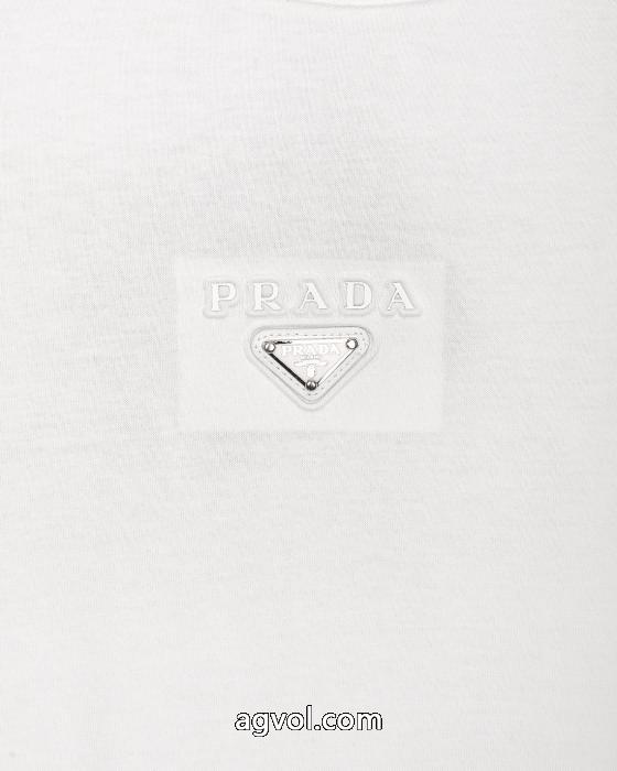 PRADA2025 Fw秋冬新作胸元メタル三角ロゴエンボスアルファベット男女同型ヘッダー丸首長袖Tシャツ_0_0